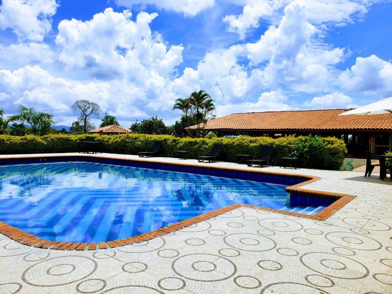 Hotel Campestre Cafe Tropical Quimbaya Kültér fotó