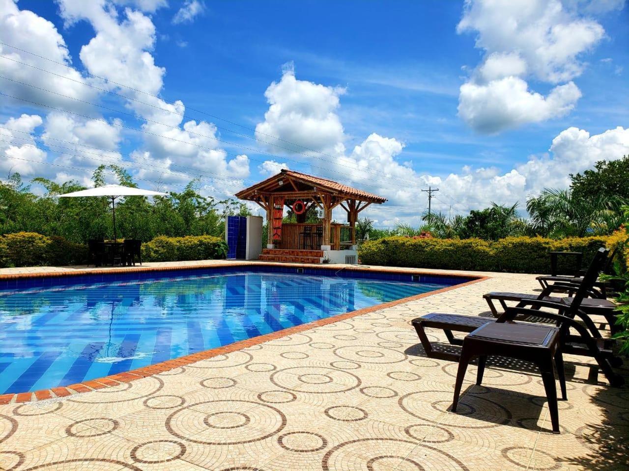 Hotel Campestre Cafe Tropical Quimbaya Kültér fotó